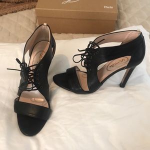 🔥Sarah Jessica Parker heels!!